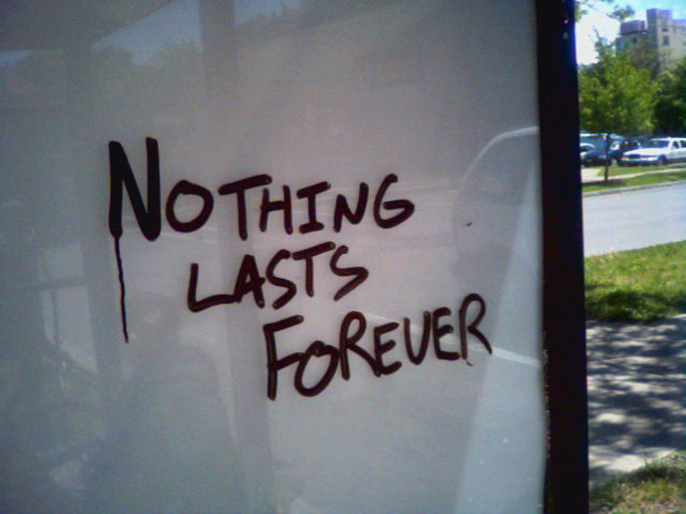 No forever перевод. Nothing lasts Forever. Ничто не вечно на английском. Ничто не вечно. Ничего не вечно.