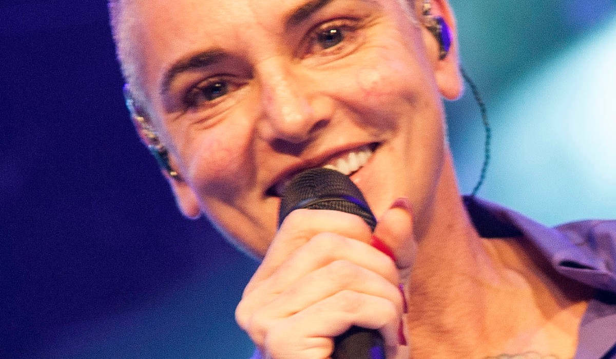 Sinead O’Connor: Η δισκογραφική εταιρεία της ζητά από τον Τραμπ να μη χρησιμοποιεί τη μουσική της